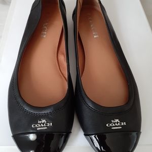 Coach flats